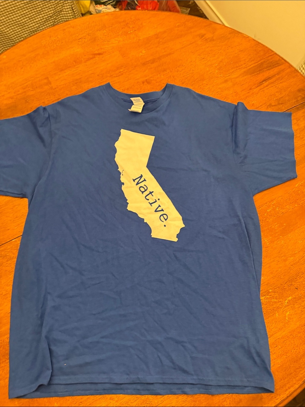 Gildan Blue Short Sleeve Tee with Cream California Graphic xl